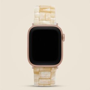 MACHETE Apple Watch Band in Universal Fit - Shell